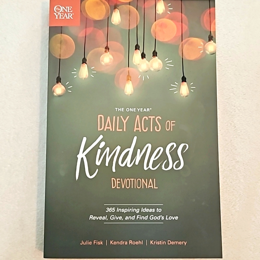 The One Year Daily Acts Of Kindness Devotional - Picture 3 of 11